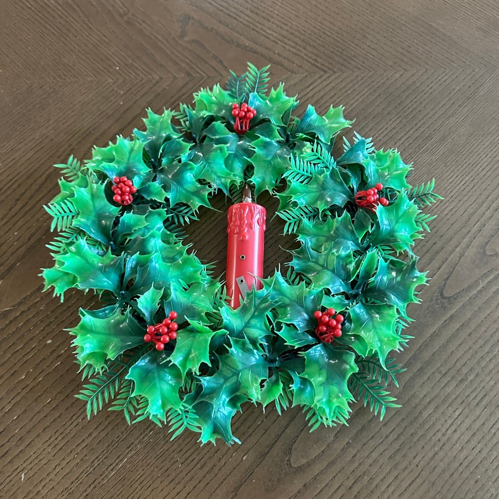 Vtg Chadwick-Miller Electrified Candle Wreath Battery Operated Holly 12''‎